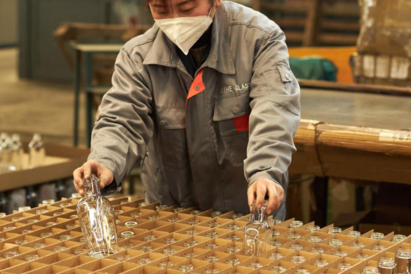 liquor glass packaging imballaggio in vetro a liquore