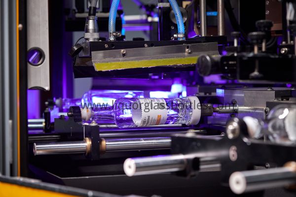 custom glass liquor bottle bottiglia di liquore in vetro personalizzato