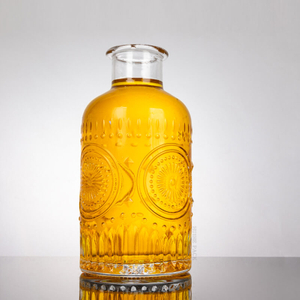 Elaborato floreale - bottiglia di liquore in vetro ispirato con collo spesso
