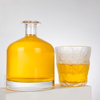 Bottiglia di bottiglia di tequila a forma bulbosa classica