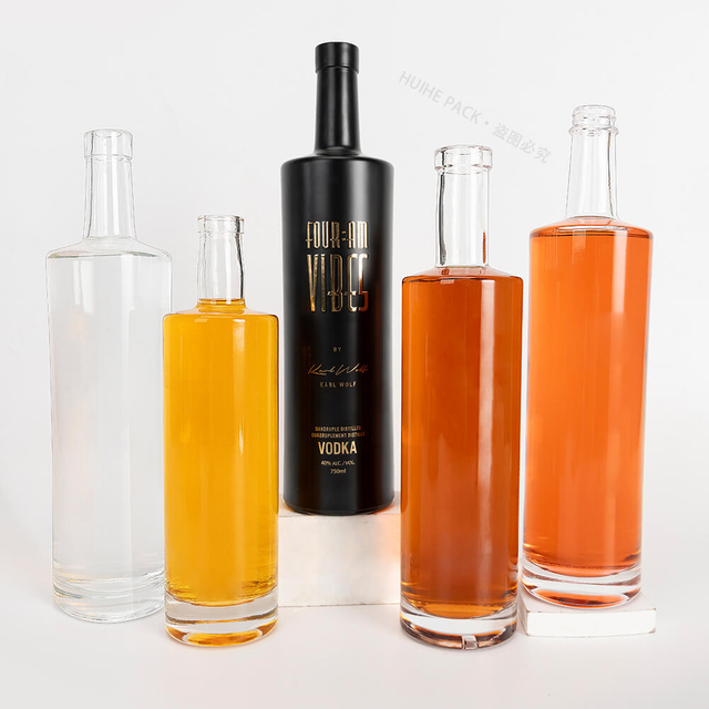 Kendo Gold Stamped 750 ml Black Black Glass Vodka Bottles