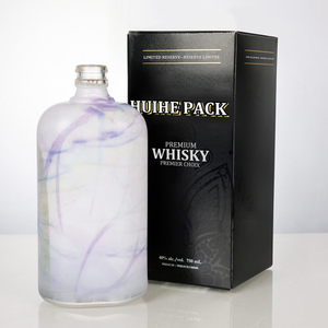 500 ml di elegante bottiglia di liquore in vetro a forma arrotondata piatta