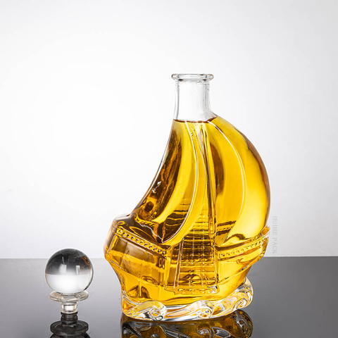 Nave a vela - forma a forma di liquore in vetro unico