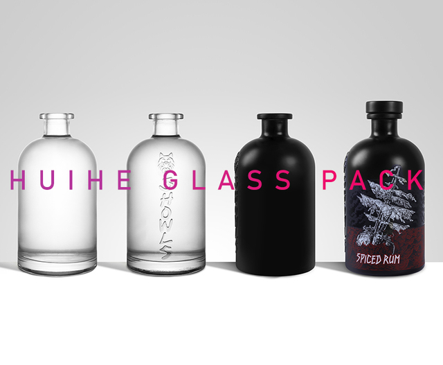 Bottiglia di rum personalizzata con impresso nero (750 ml)