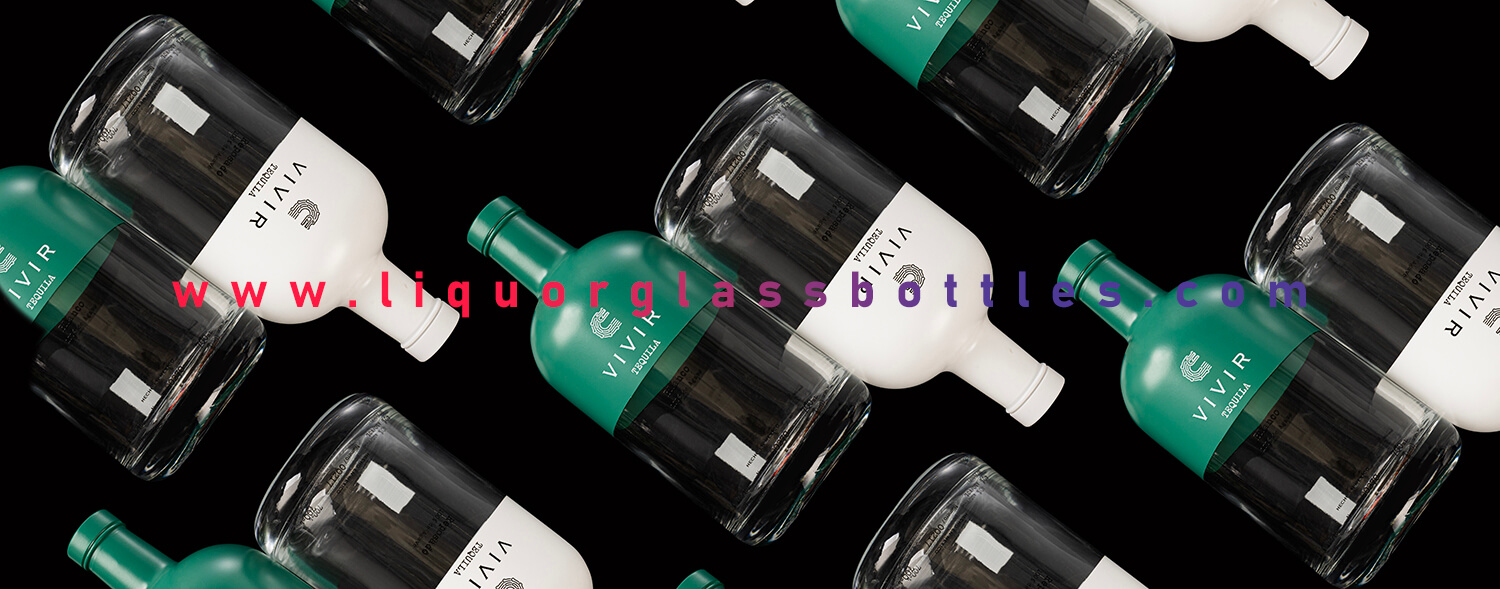 banner per la produzione di bottiglie di liquore