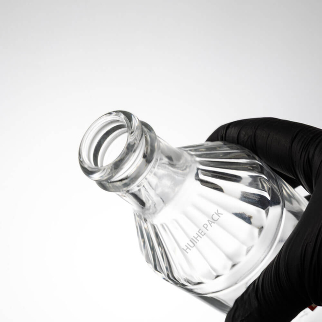 Bottiglia d'acqua in vetro trasparente con collo filettato da 258 ml con tappo a vite