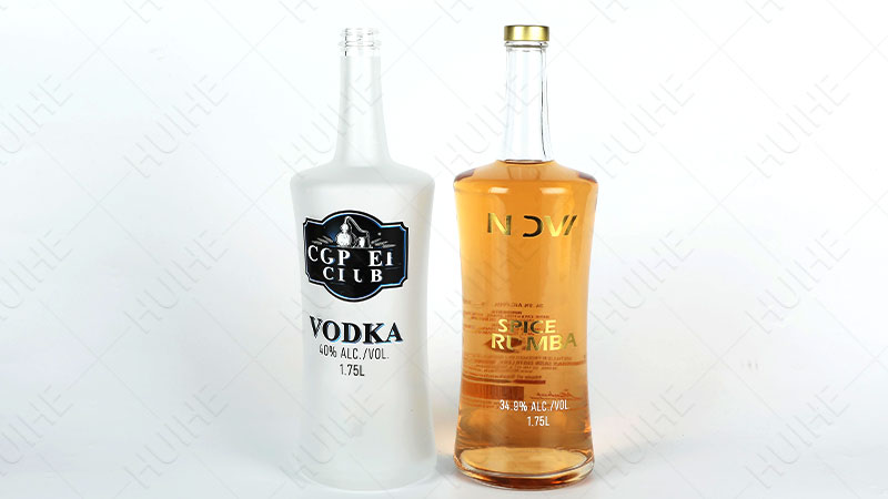 Bottiglia di liquore rotonda classica - Bottiglia di liquore in vita da 1,5 litri