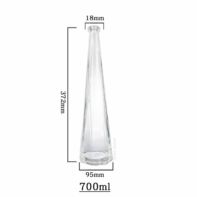 sleek elongated cone liquor bottle-capacity Elegante Capacità del liquore a cono allungato