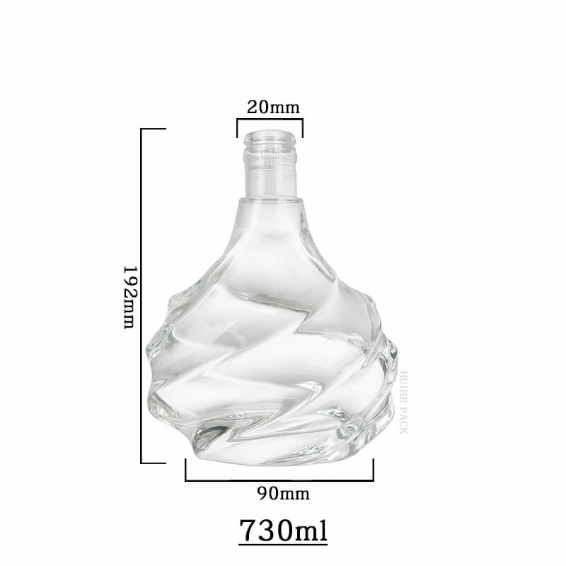 ondulazioni irregolari in bottiglia di liquore