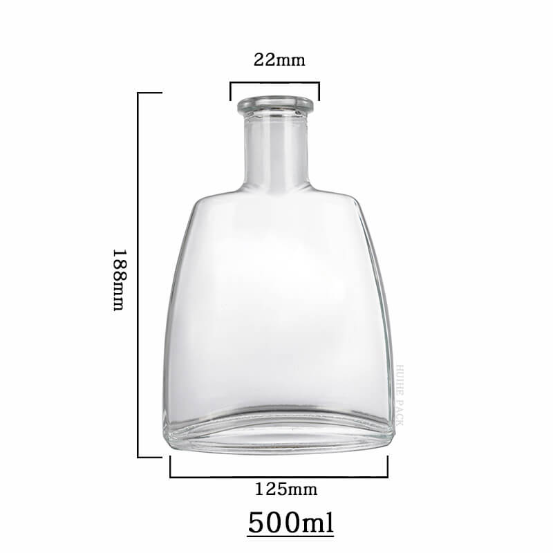 Flat Trapezoidal Liquor Bottle Curved Edges-capacity BODICA TRAPEZOIDAL FATTURA CUILED BEDGE CAPACCHE