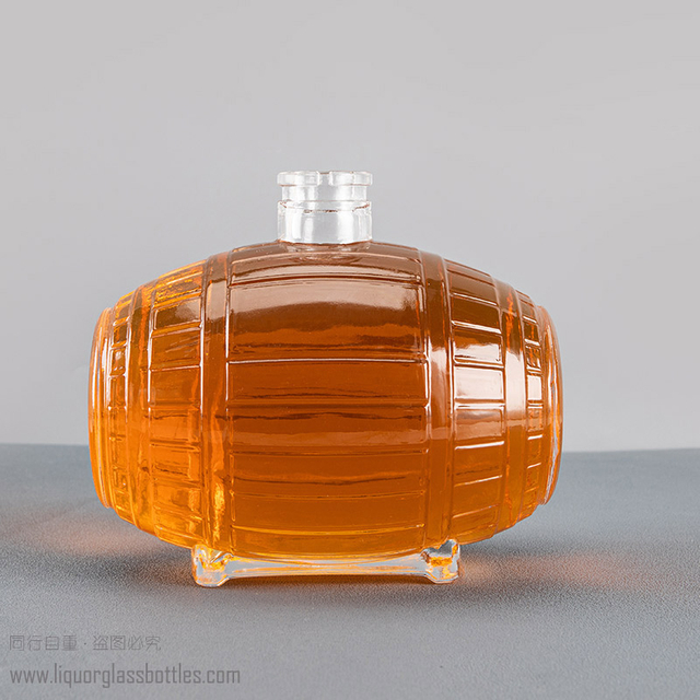 Confezione unica personalizzata di liquore in botte di whisky, bottiglia di barile di vetro, botte di vetro