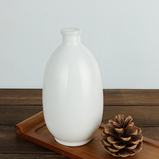 Bottiglia per liquori rotonda in vetro opale da 50 cl