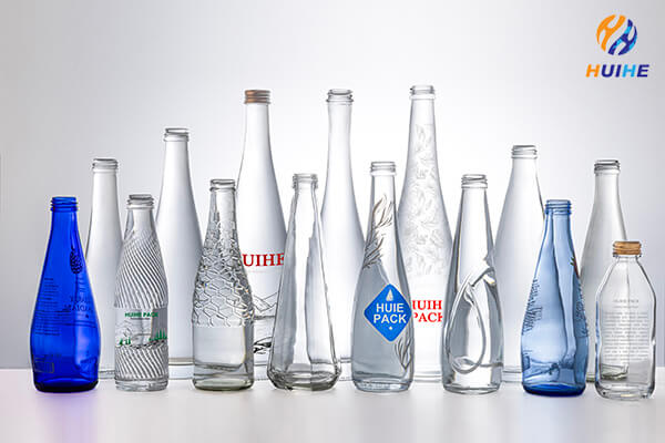 produttore di bottiglie di vetro per acqua in china.jpg