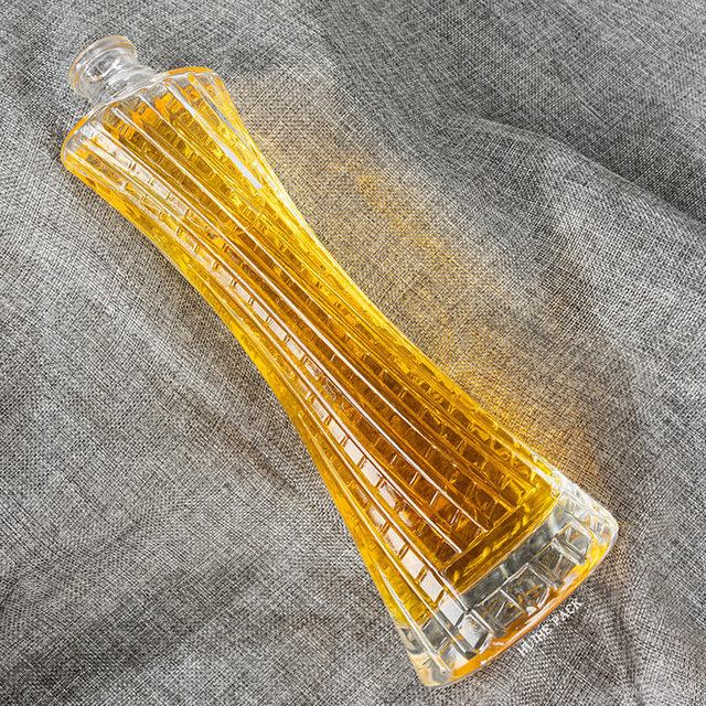 Bottiglia in vetro trasparente ovale intrecciata da 500 ml all'ingrosso