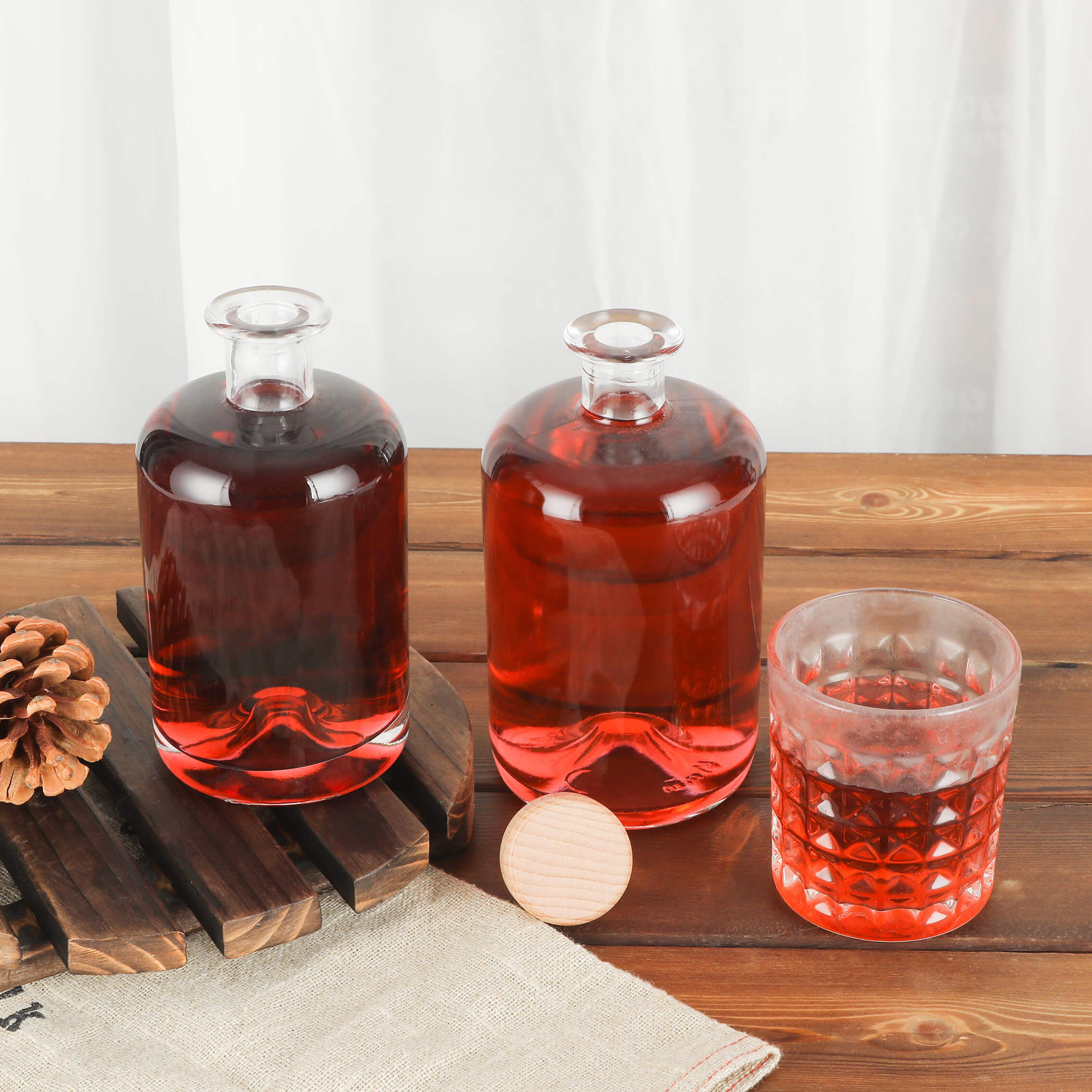 bottiglia di liquore erborista