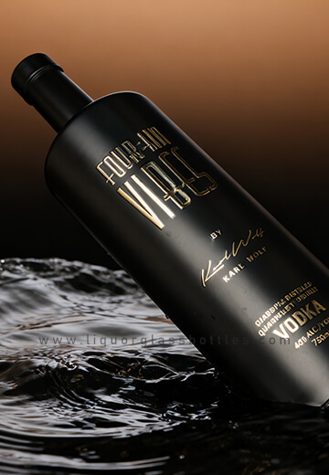 Bottiglia di vetro della vodka