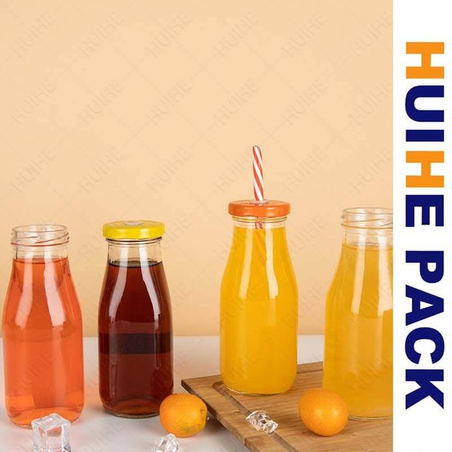 Bottiglia da caff&egrave; classica in vetro a collo largo con cannuccia e coperchio