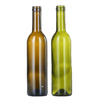 Bottiglia di vino rosso bordeaux con tappo in sughero verde ambra vuoto da 750 ml