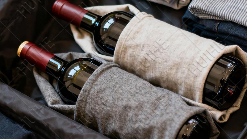 Come imballare le bottiglie di vetro nel bagaglio - imballare le bottiglie di vetro nel bagaglio 2