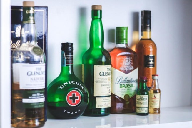 Dimensioni della bottiglia di liquori-1-2