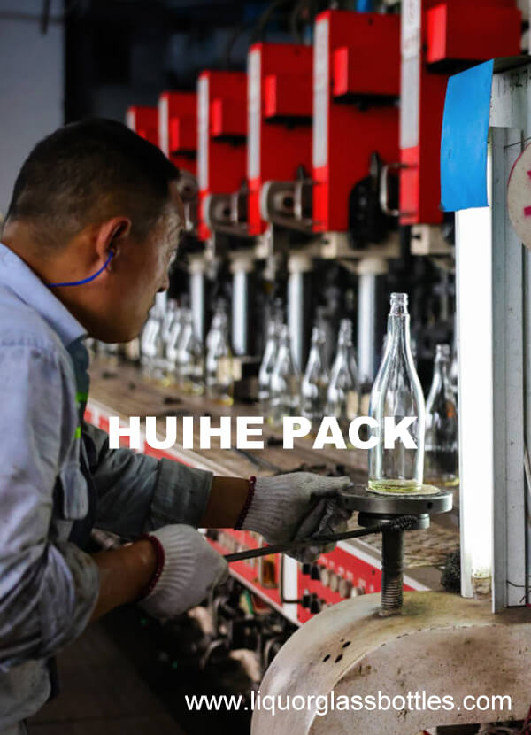 produzione di bottiglie di sidro